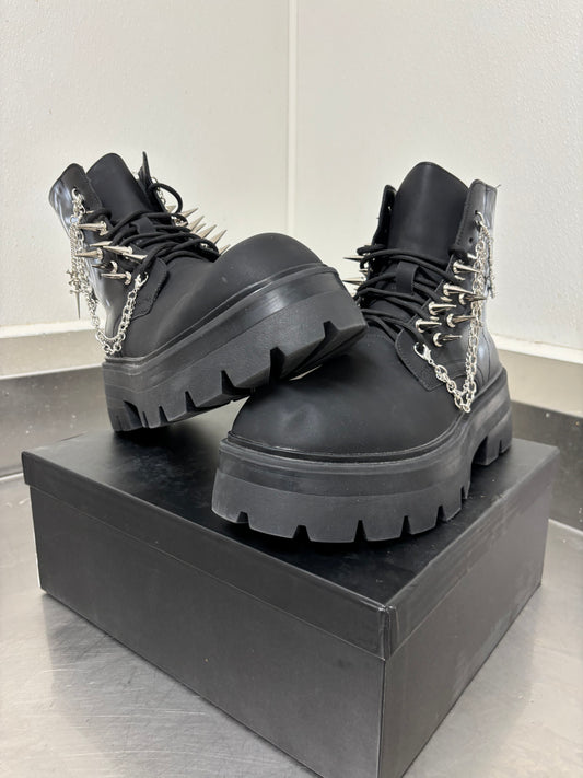 “Evil Winter” AirBrushed, Spiked & Chained Boot