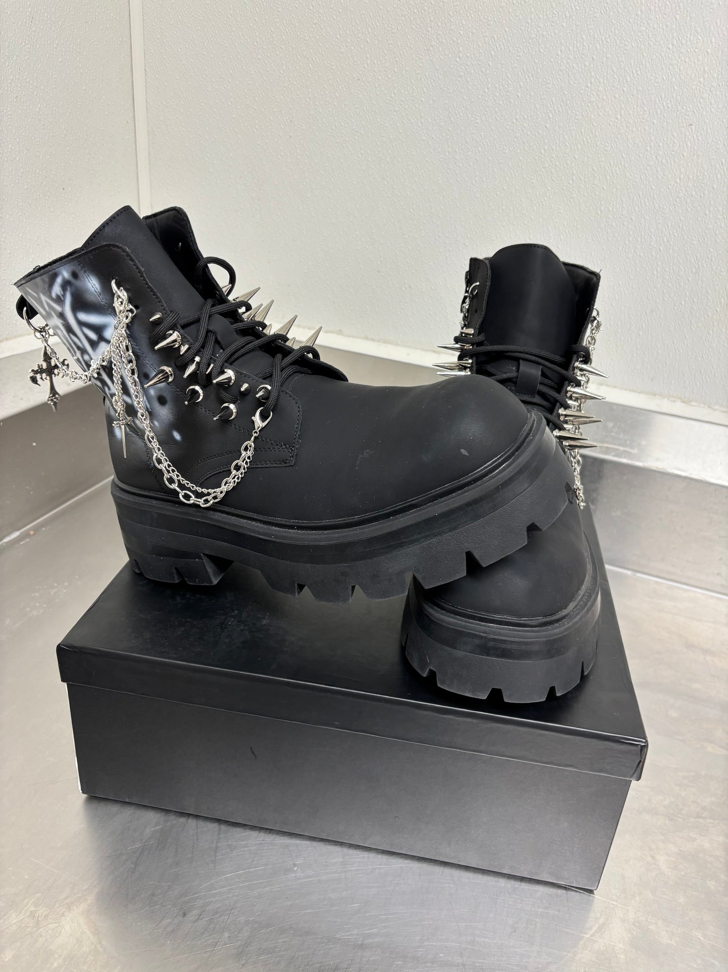“Evil Winter” AirBrushed, Spiked & Chained Boot
